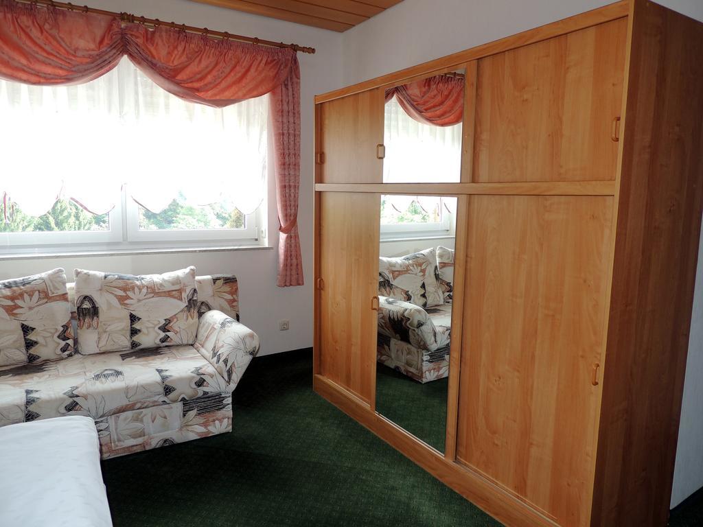 Gaestehaus Am Hirtenberg Breitenbrunn  Dış mekan fotoğraf